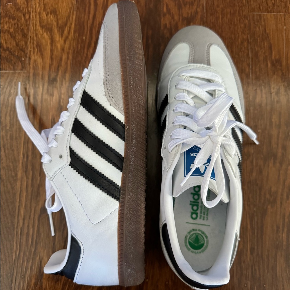 Adidas Sambas black & white